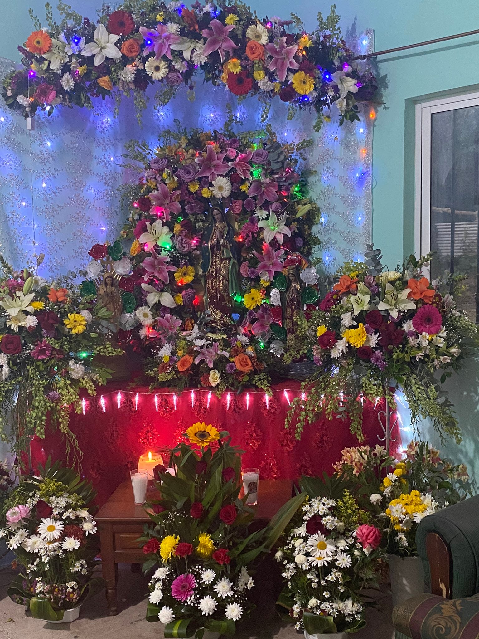Altar en honor a la Virgen de Guadalupe