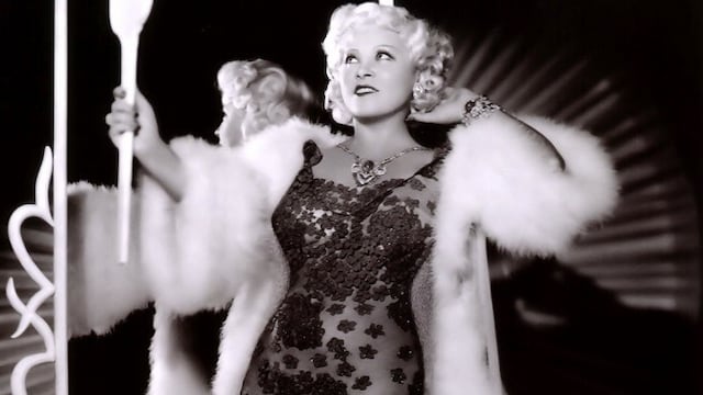 La evolución del "cuerpo perfecto" en un siglo de belleza...