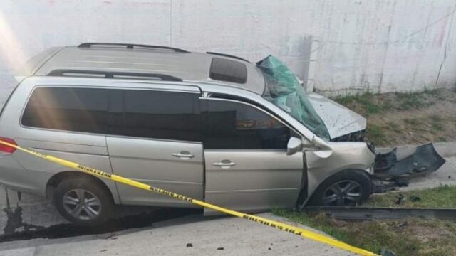 Camioneta accidentada en la México-Pachuca