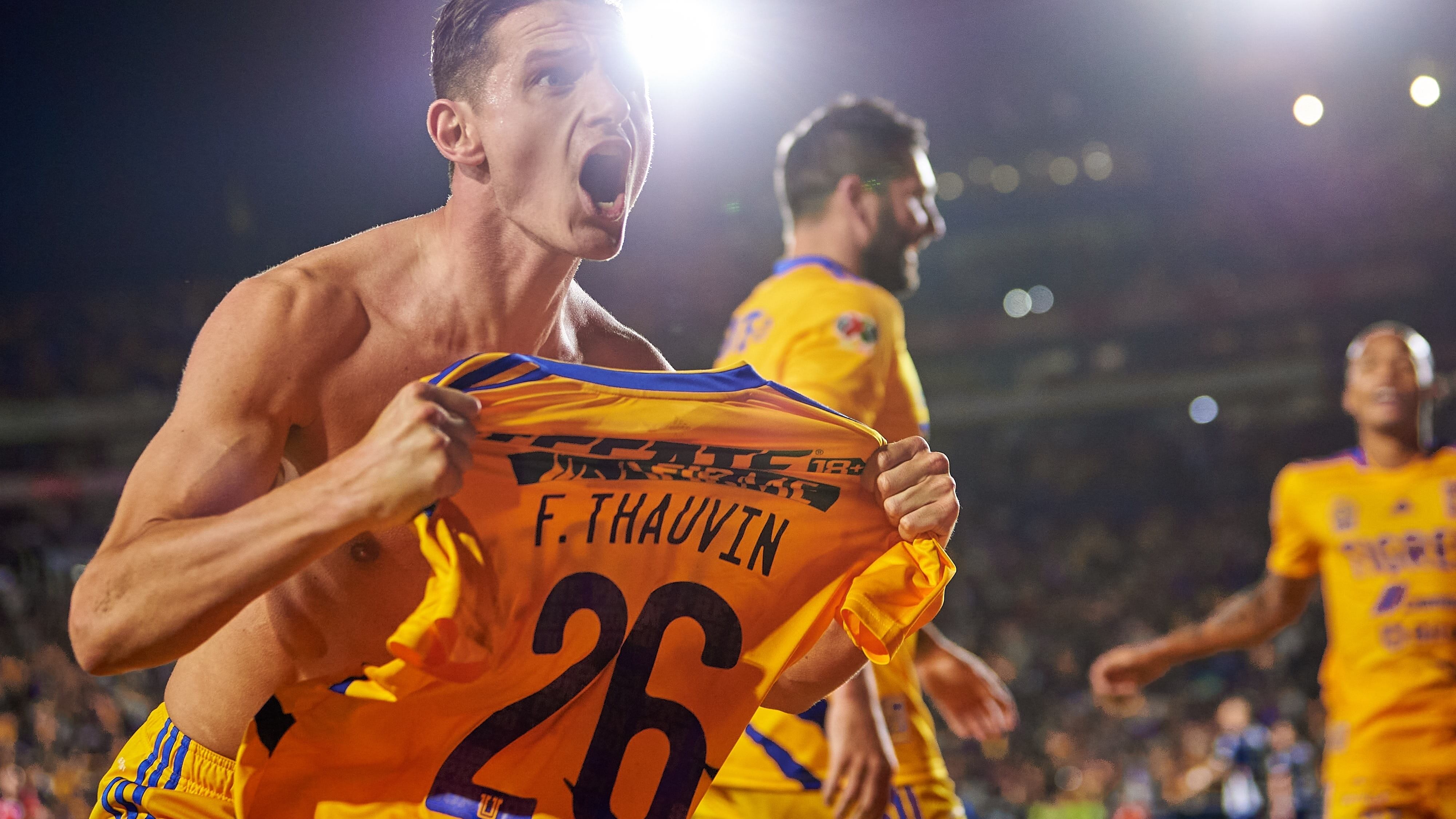 Florian Thauvin ignora al “Guerrerito”, voz oficial del Volcán y se disculpa