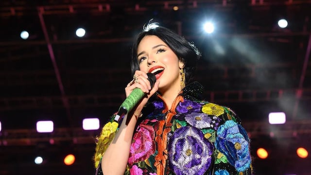 Ángela Aguilar, cantante.