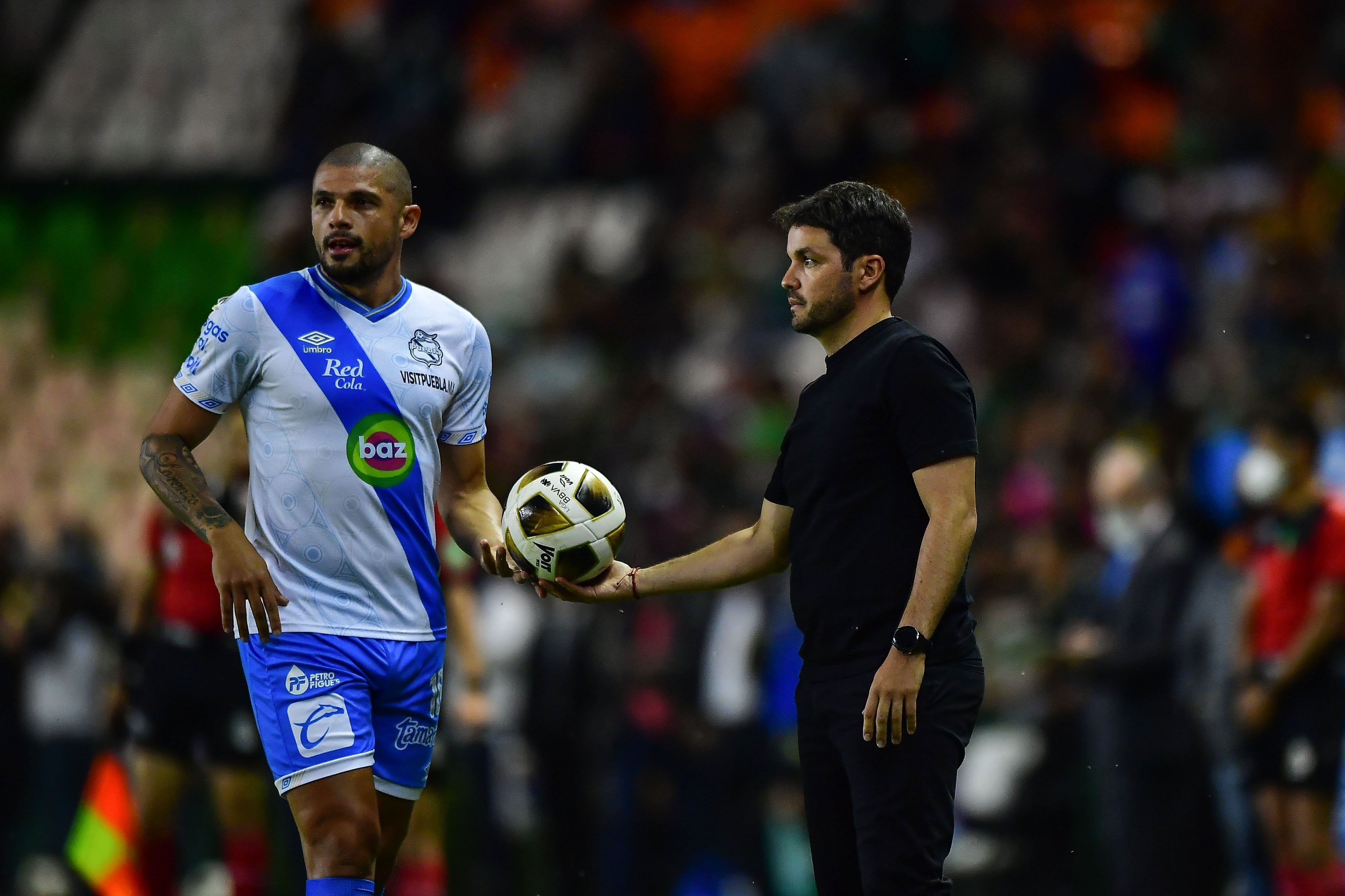 Nicolás Larcamón, DT del Puebla