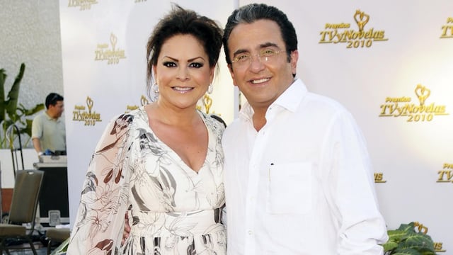 Mara Patricia Castañeda y Vicente Fernández Jr.