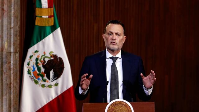 Ceremonia de conmemoración del 108 aniversario de la Constitución Política de los Estados Unidos Mexicanos, Mauricio Kuri gobernador de Querétaro