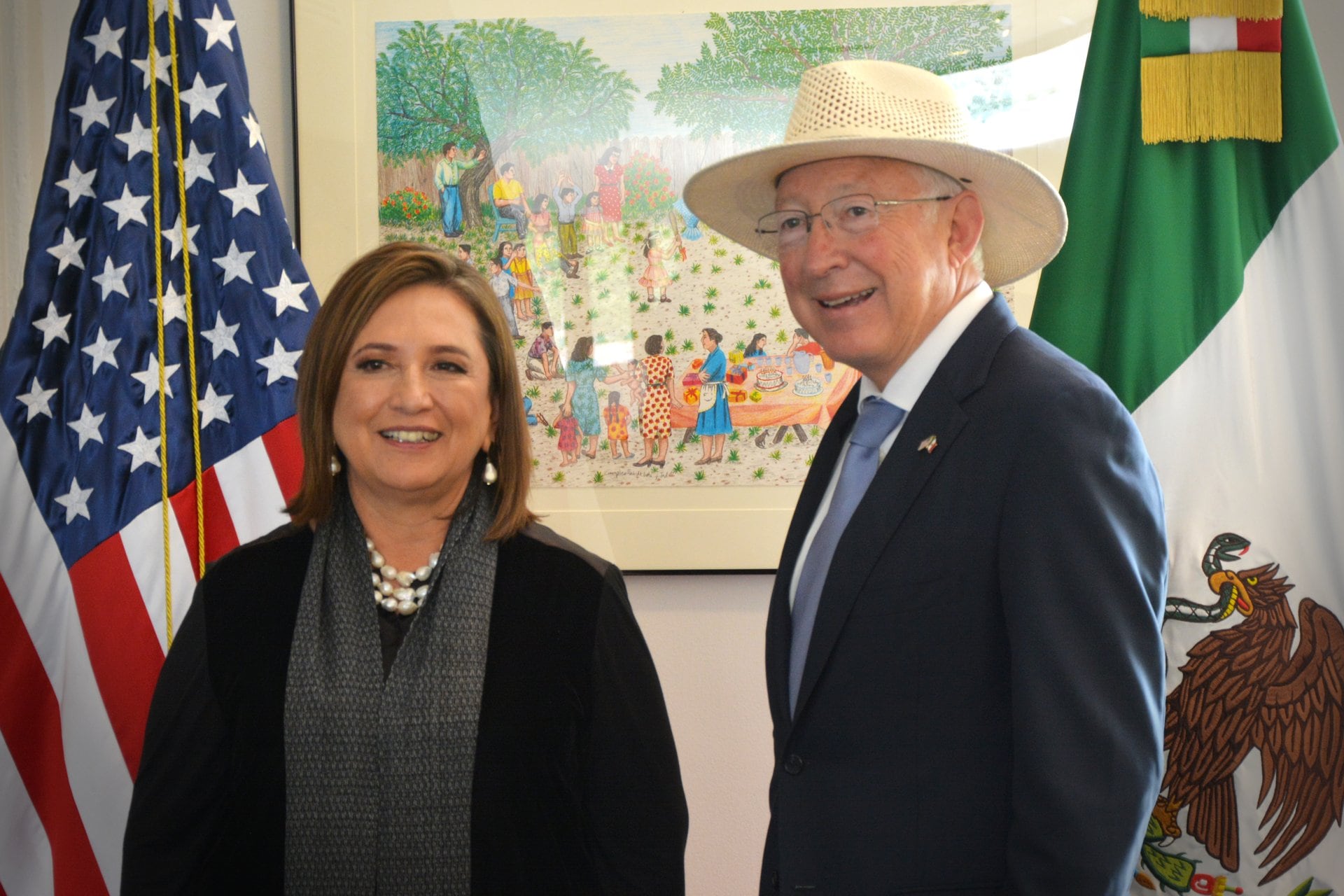 Xóchitl Gálvez y Ken Salazar