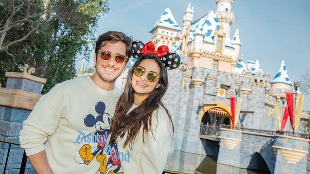 Diego Boneta y Renata Notni