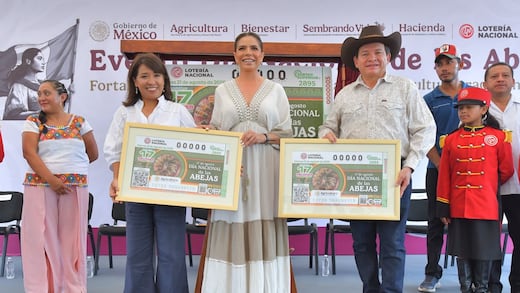 Conmemoran el Día Nacional de las Abejas en Maní con billete de Lotería y apoyos a meliponicultoras