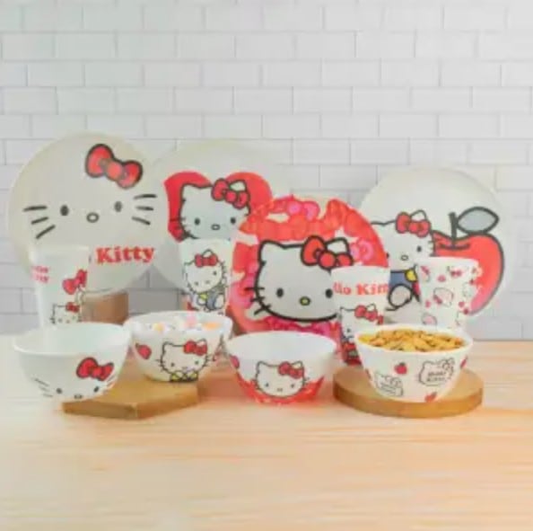 Vajilla infantil de Hello Kitty