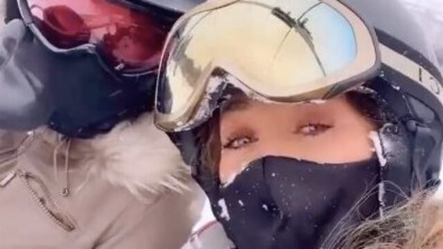 Camila Sodi y Geraldine Bazán