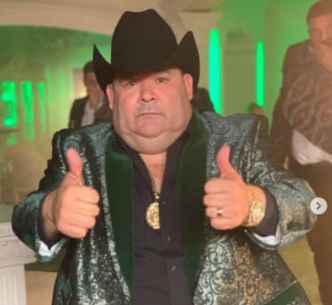 'El Coyote', cantante.