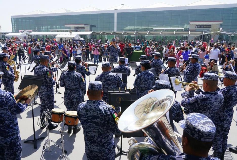 Ciclistas disfrutando del paseo dominical en Santa Lucía