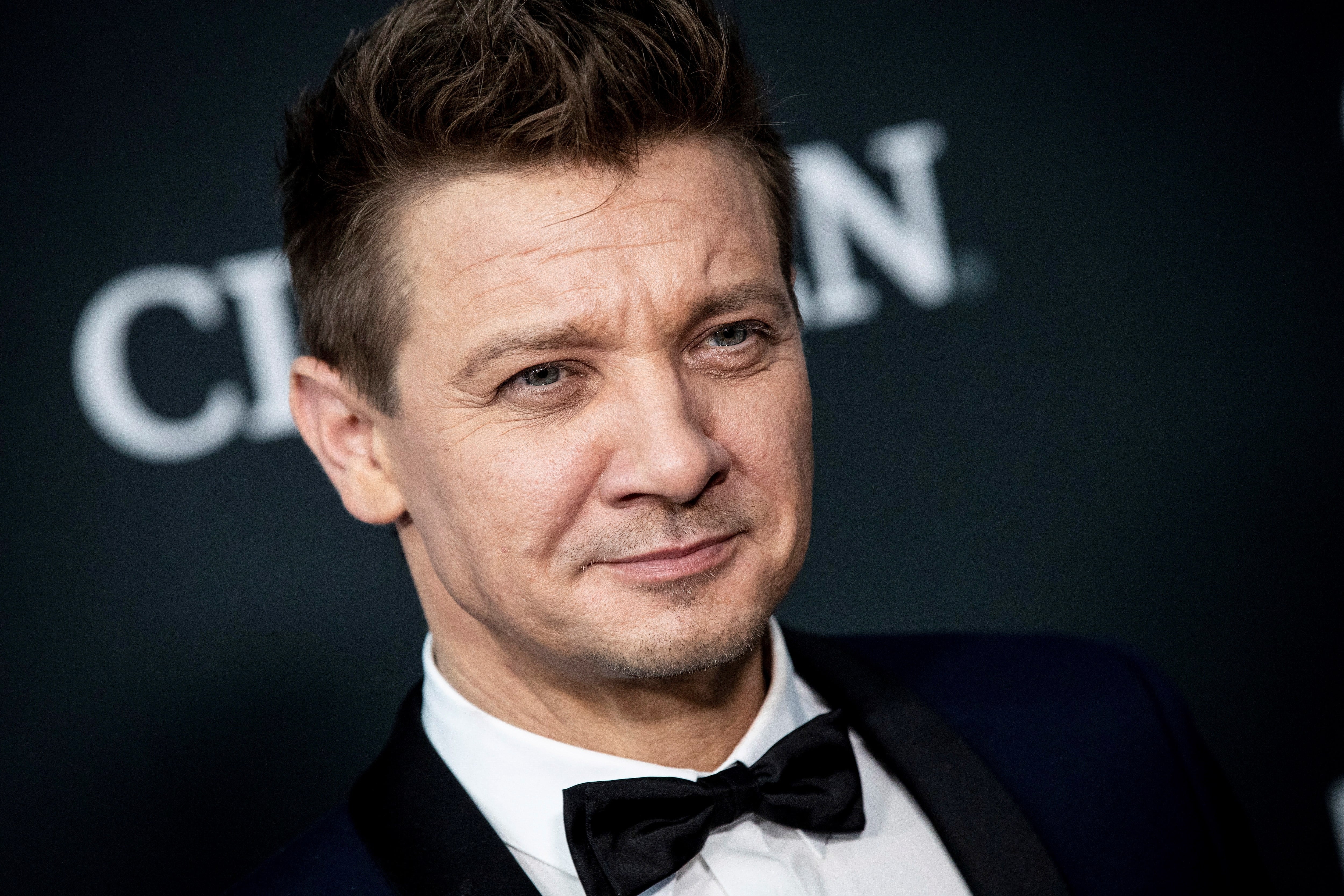 Jeremy Renner, actor de Hawkeye, sufrió un accidente