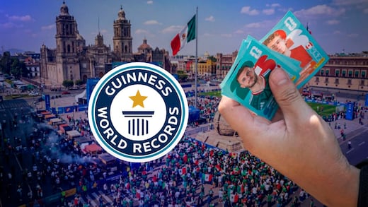 Fan Fest del Zócalo busca el récord Guinness por el intercambio de estampas más grande