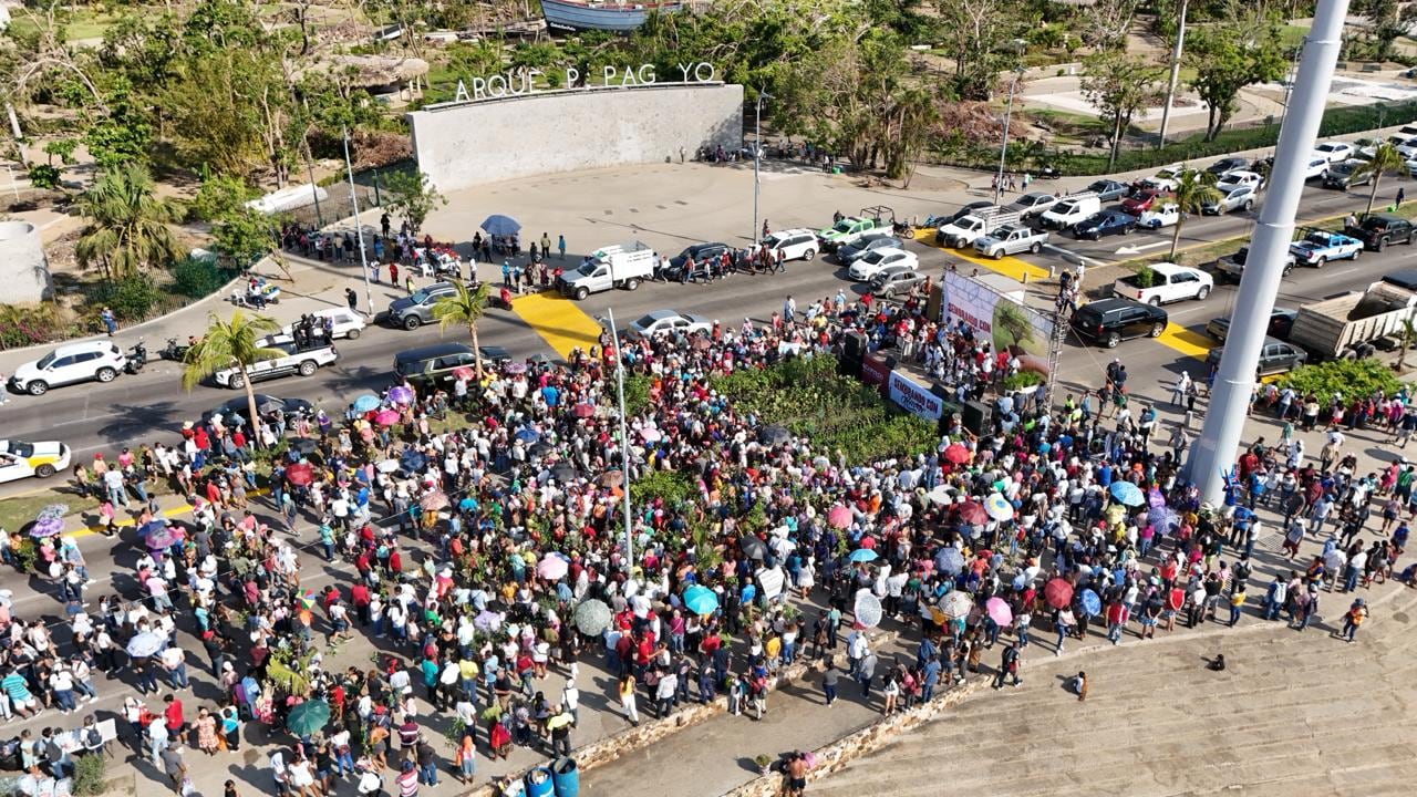 Acapulco acude al llamado de programma de arbolización tras paso de Otis