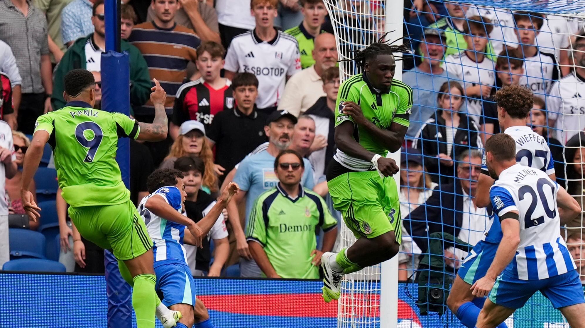 ¿Cómo le fue a Raúl Jiménez? El mexicano decepcionó en su debut en la Premier League