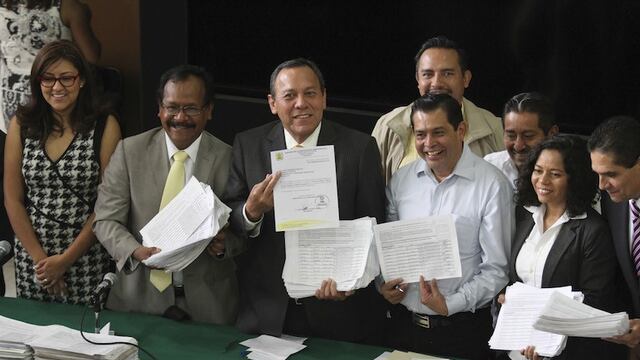 Jesús Zambrano encabezó la entrega en San Lázaro. Foto: Adolfo Vladimir / Cuartoscuro