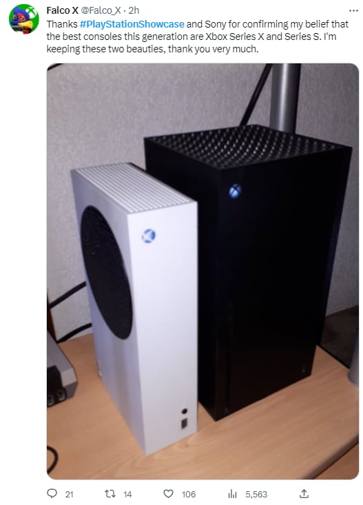 Memes a PlayStation por copión