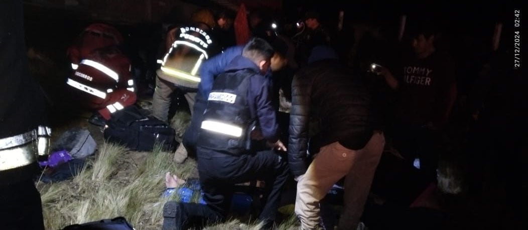 Accidente de autobús en Veracruz: Autobús de ADO choca contra tráiler