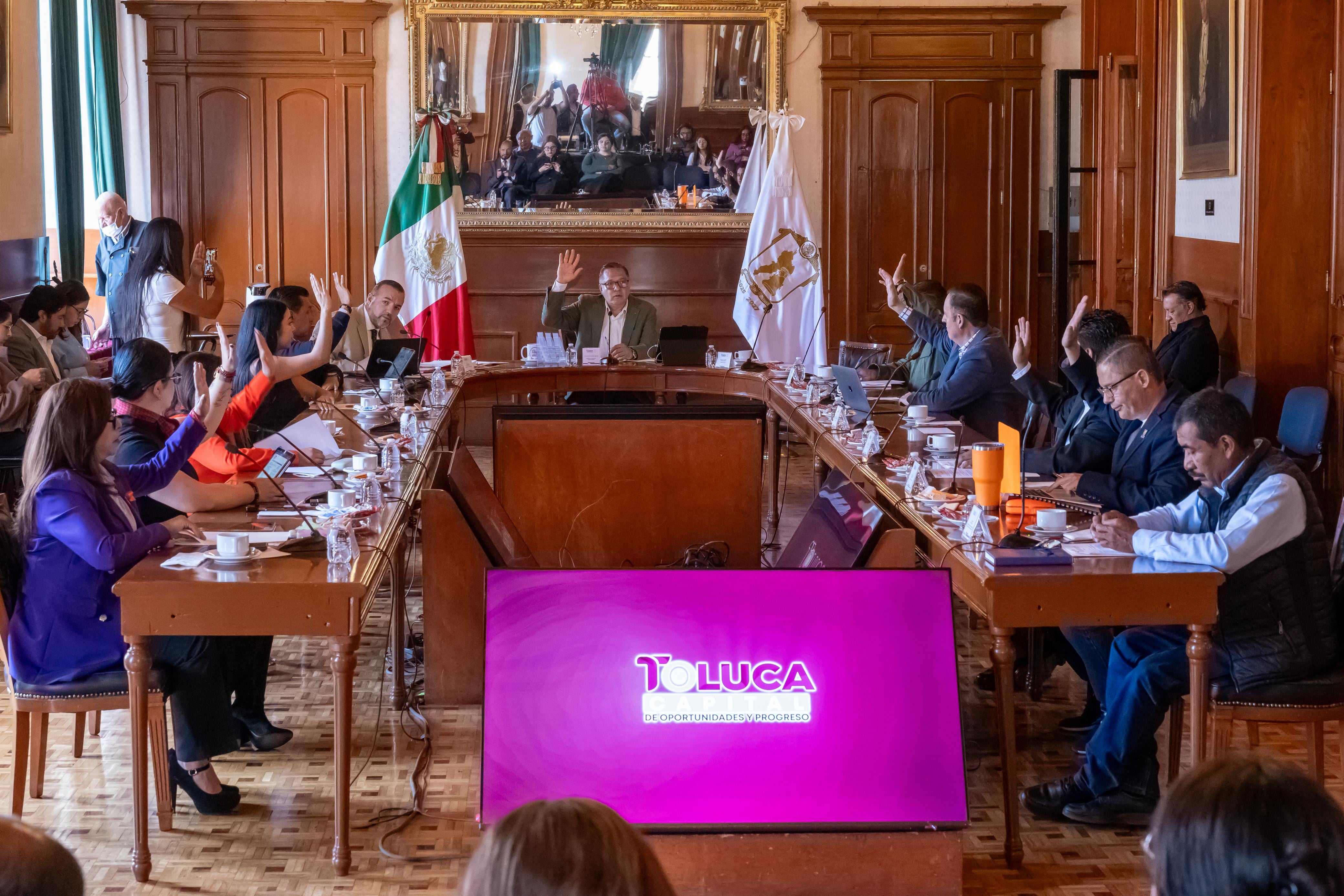 Ricardo Moreno destaca avances de patrullas inteligentes en Toluca.