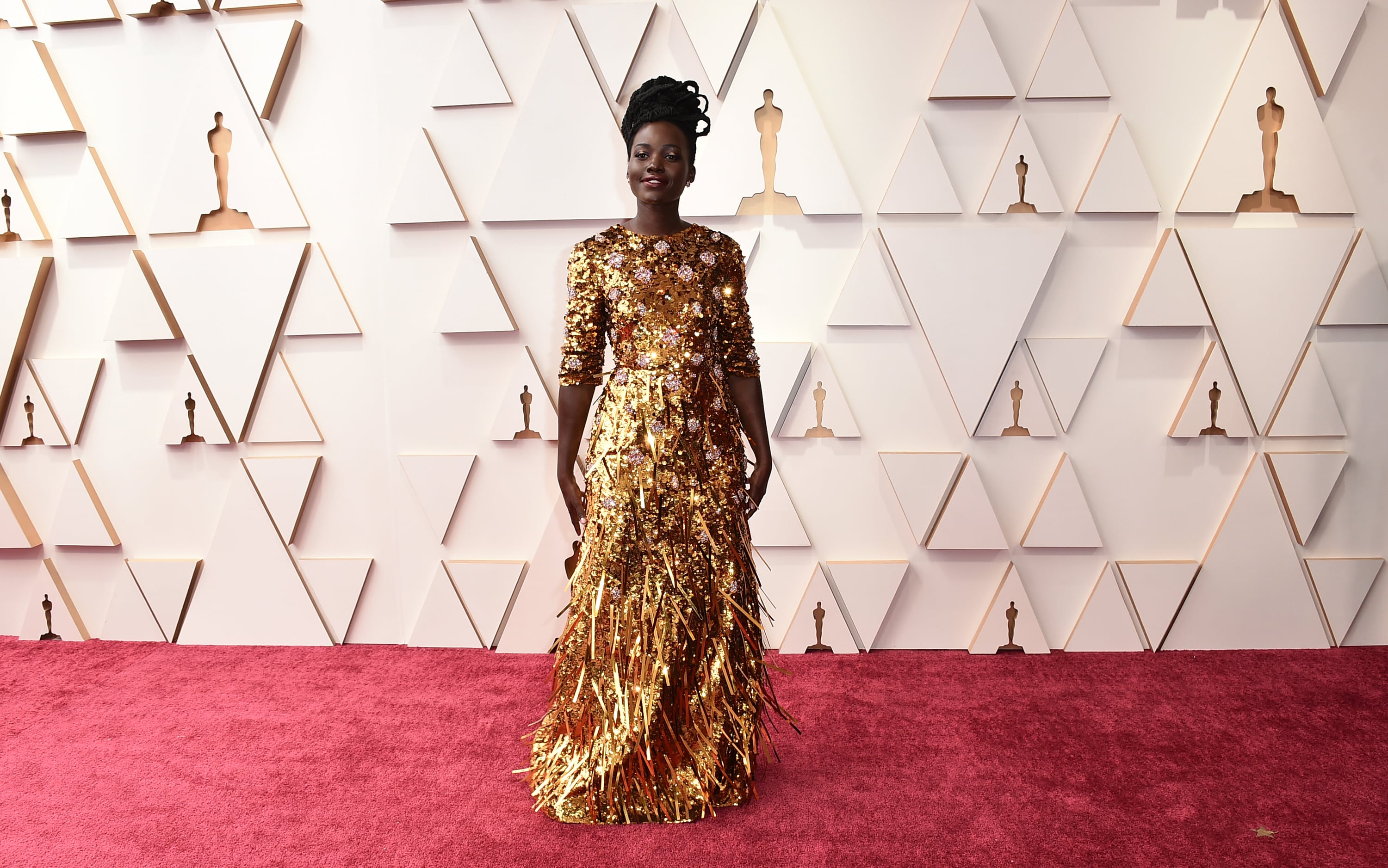 Lupita Nyong'o en la Alfombra Roja de los Oscar 2022