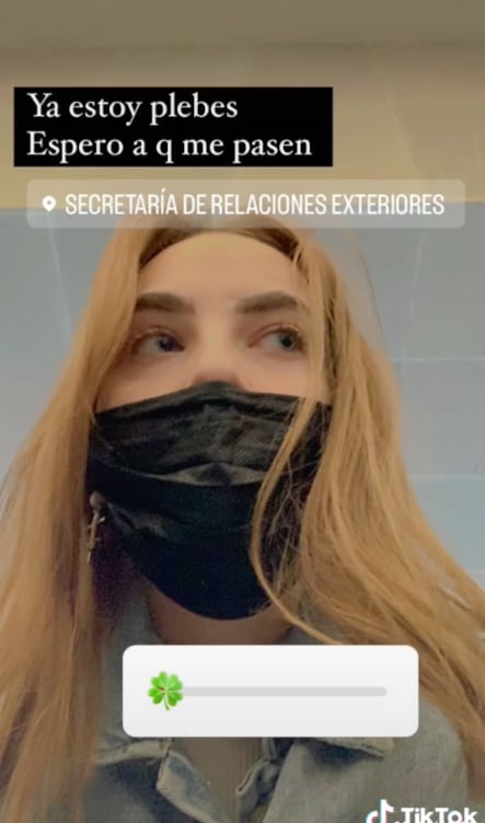 ucraniana pagó 8 mil pesos para naturalizarse mexicana y tuvo el mejor día de su vida