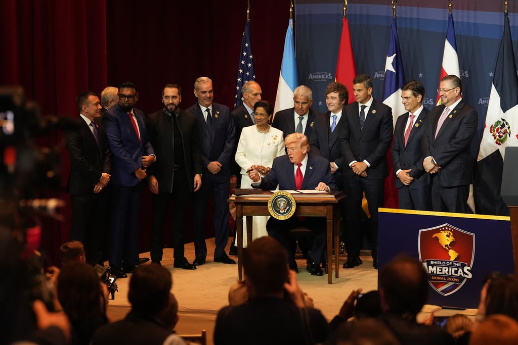 Trump insiste a Sheinbaum en entrar a México contra cárteles