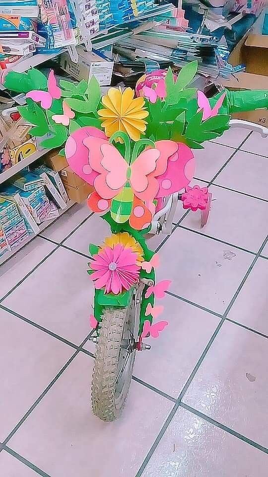 Decoración de triciclos para primavera: Santuario de mariposas