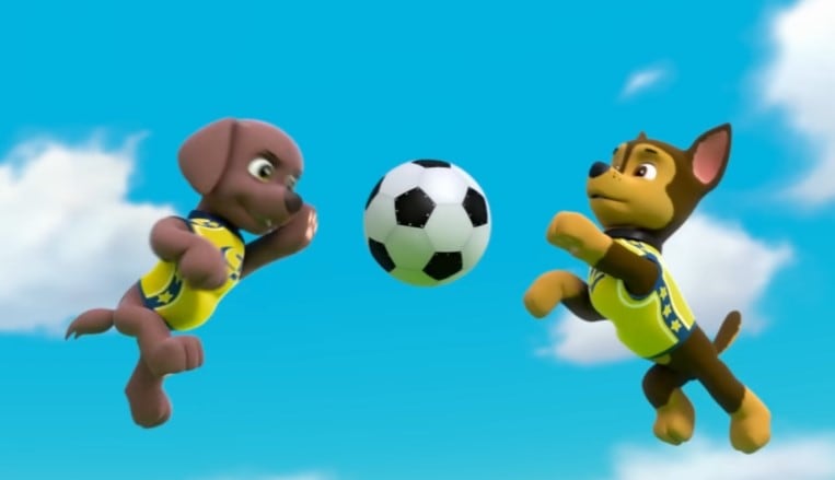 25 minutos de Paw Patrol jugando deportes