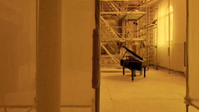 Pabellón del Vaticano, Bienal de arquitectura de Venecia.
Comisionado por el Cardenal José Tolentino a la arquitecta mexicana Tatiana Bilbao.
Pabellón ganador de mención honorífica, mayo 9, 2025.
Foto: José Hevia.