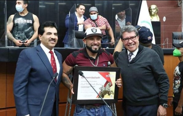 Reconocimiento a Paul Villafuerte