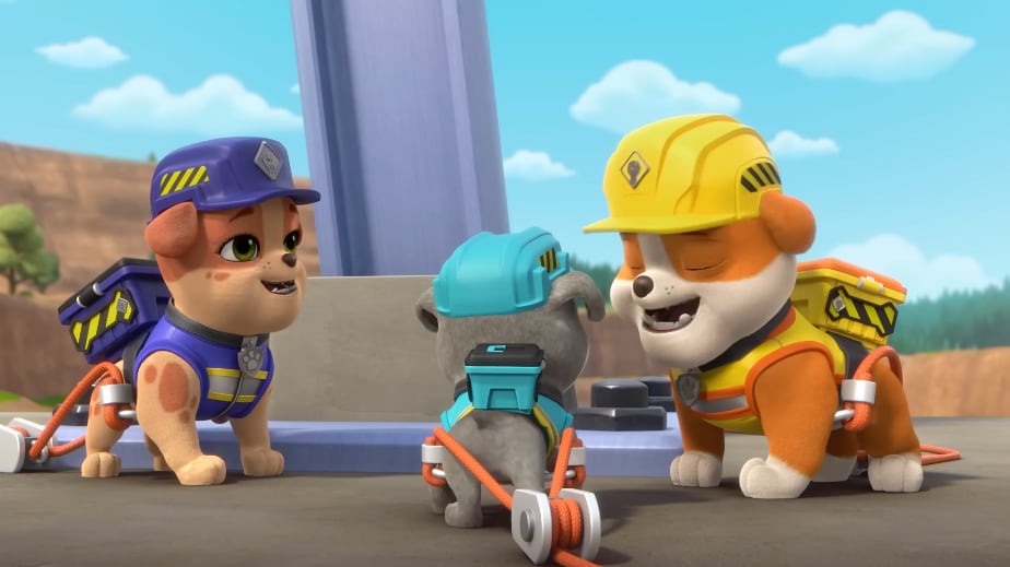 Rubble y Equipo de Paw Patrol por el Día Internacional de la Mujer en la Ingeniería