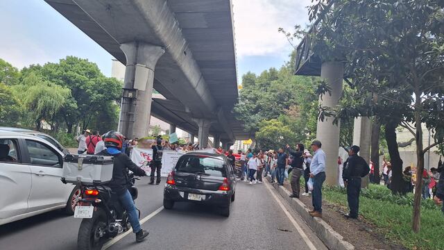 Bloqueo de CNTE en Periférico Sur