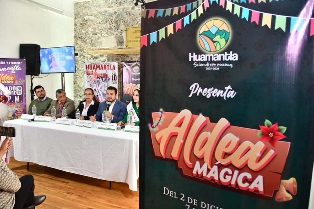 Salvador Santos invita en CDMX a la Aldea Mágica 2022 de Huamantla, Tlaxcala