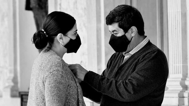 Javier Corral celebra 25 años de matrimonio