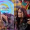 Joanna Vega-Biestro es víctima de una bomba de confeti mientras celebraban en vivo cumpleaños en Sale el Sol (VIDEO)