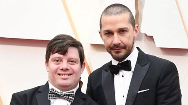 Shia LaBeouf y Zack Gottsagen en los premios Oscar 2020