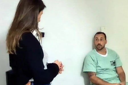 Giovanni Quintella Bezerra, anestesiólogo detenido por abuso sexual a paciente sedada.