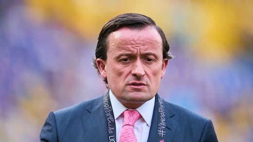 Denuncian que empleado de Mikel Arriola agredió a una leyenda del futbol mexicano