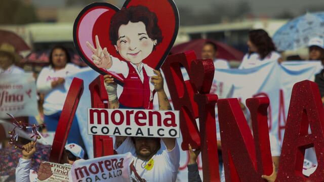 Simpatizantes de La Maestra Delfina Gómez, acudieron a las instalaciones de la Feria de Texcoco al cierre de campaña de su candidatura al gobierno del estado de México.