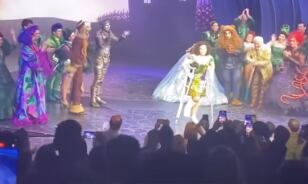 Lucero Mijares ofrece función con pie fracturado