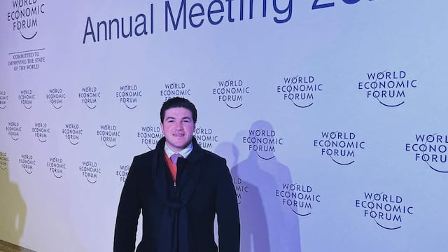 Samuel García participó en el Foro Económico Mundial y anunció la llegada de una plataforma de manufactura avanzada a Nuev León.