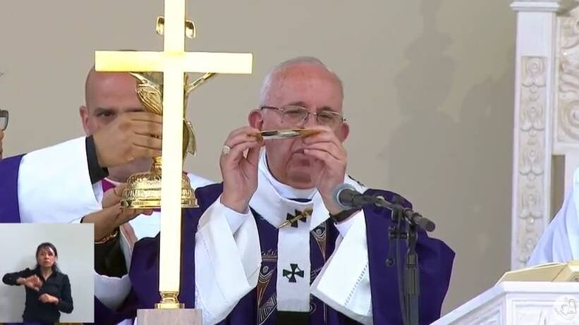 ¡No más muerte ni explotación!, clama Francisco en misa de Juárez