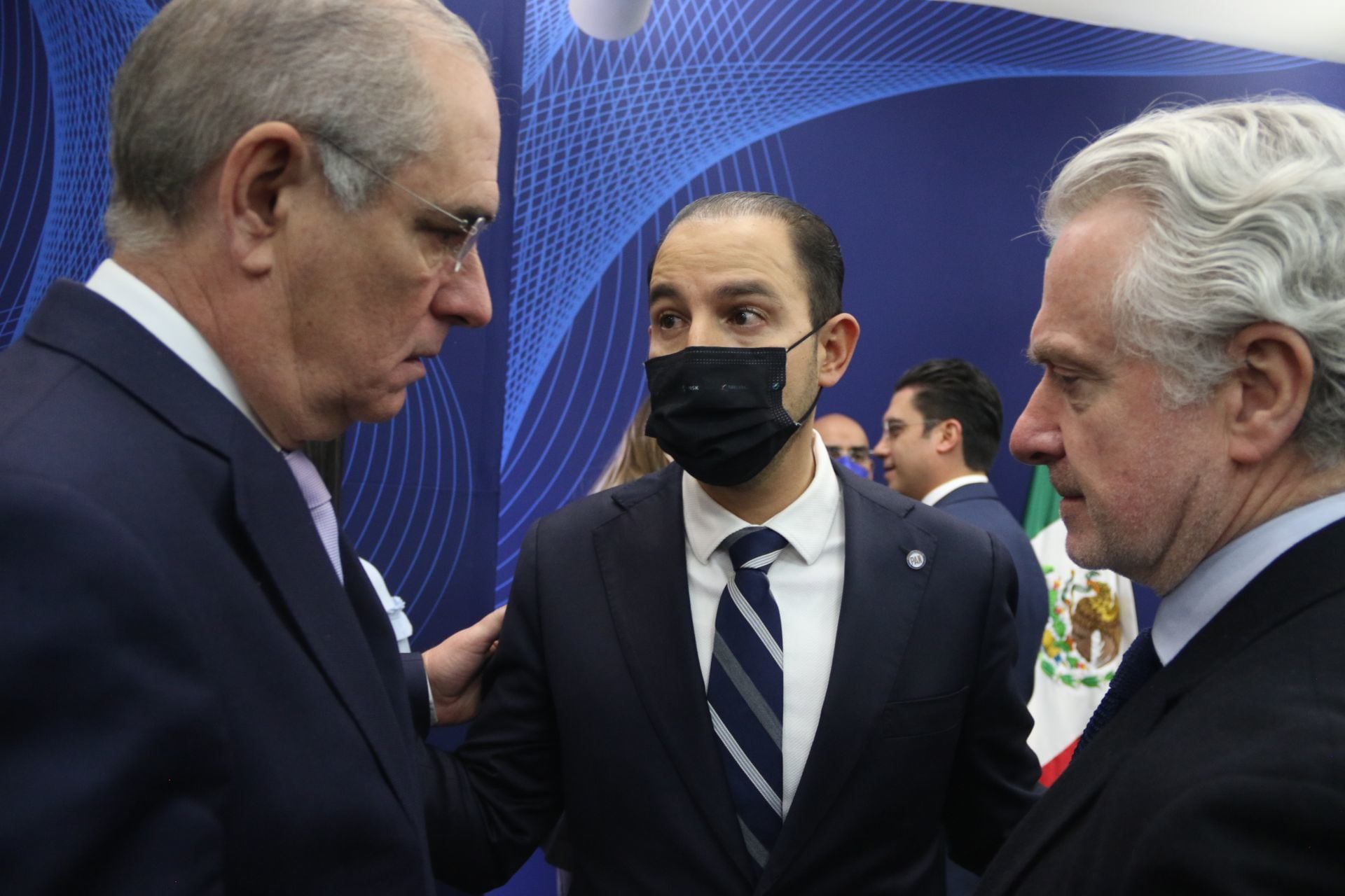 Julen Rementería, Marko Cortés y Santiago Creel, del PAN.