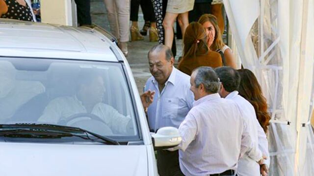 Slim con el empresario Vázquez Raña en un pequeño pueblo español