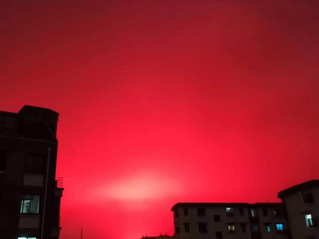 Cielo rojo en Zhoushan, China
