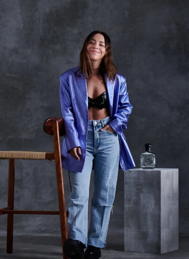 Ella es Paola Wong, diseñadora mexicana que colabora en Barbie Día de Muertos 2023