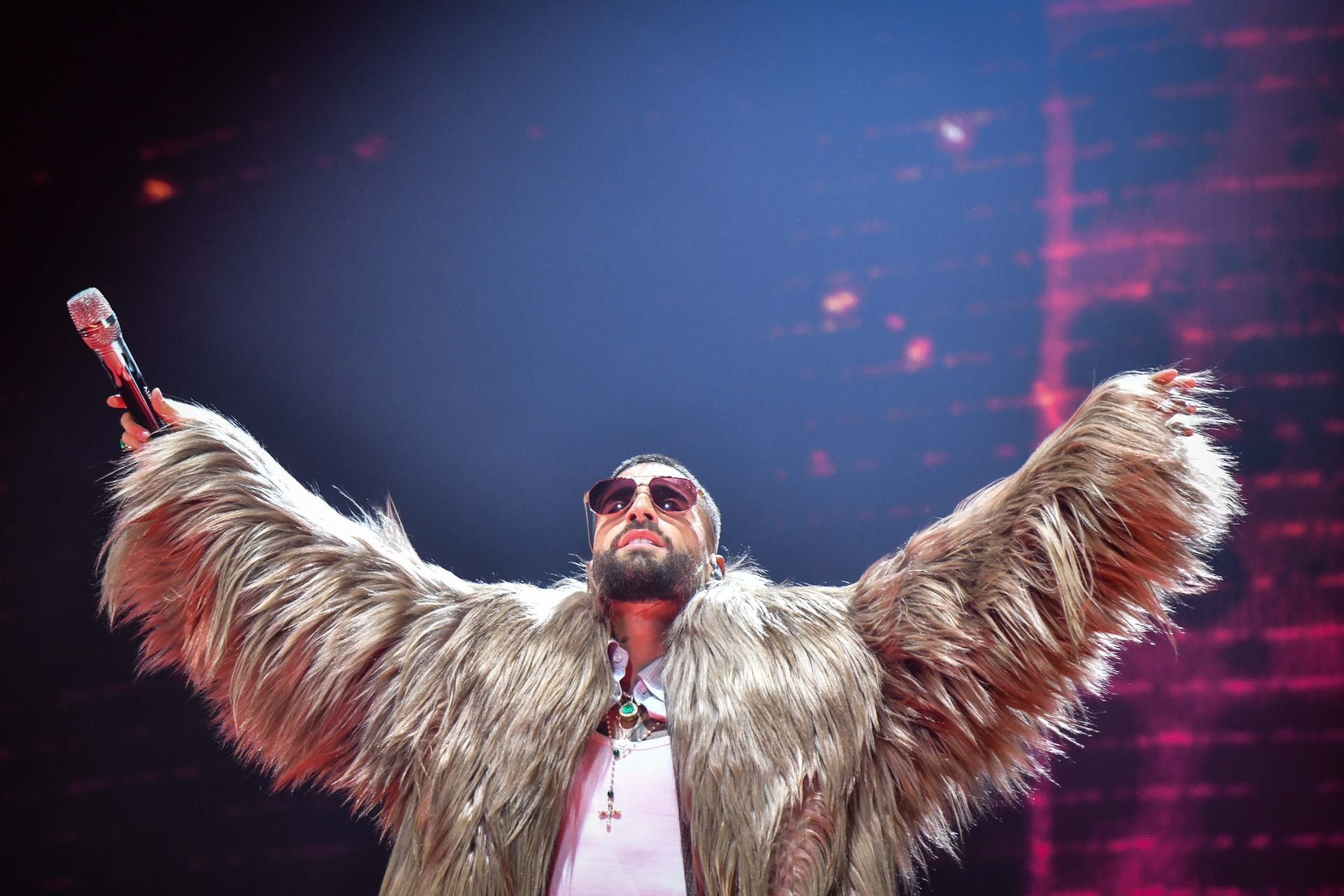 Maluma en su concierto en el Palacio de los Deportes, CDMX