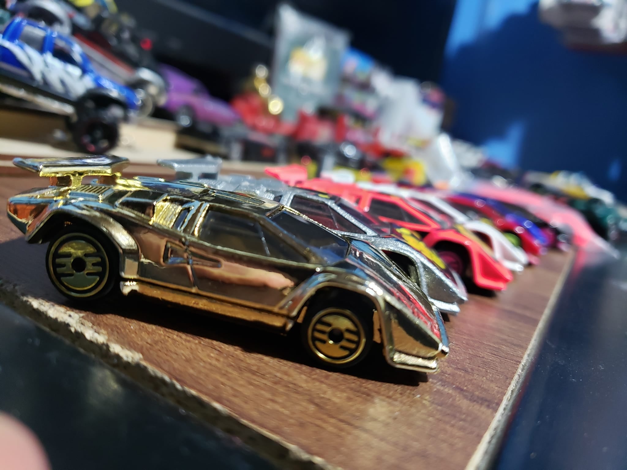 Colección de Hot Wheels que puso a la venta un hombre para pagar su boda