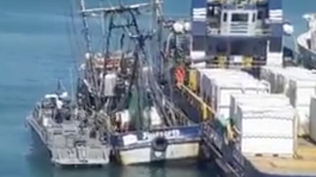 Aseguran barco huachicolero en Campeche