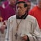 Papa Francisco: Norberto Rivera, arzobispo primado emérito de México, participa en procesión de traslado del féretro en El Vaticano